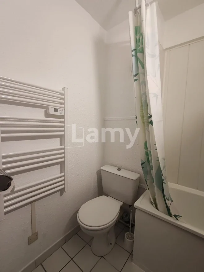 Flat Voie Rapide Urbaine in Lille