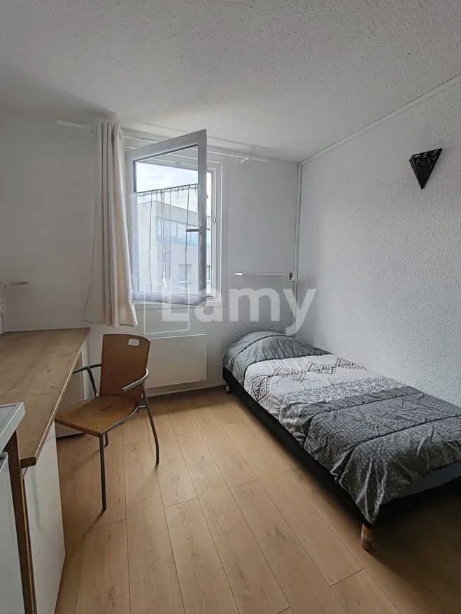 Flat Voie Rapide Urbaine in Lille