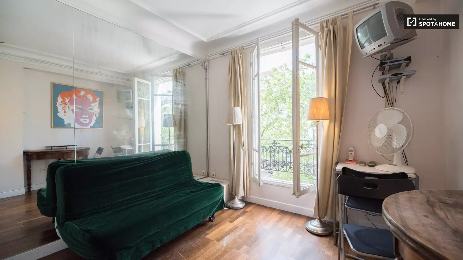 Appartement Rue Claude Terrasse à Paris