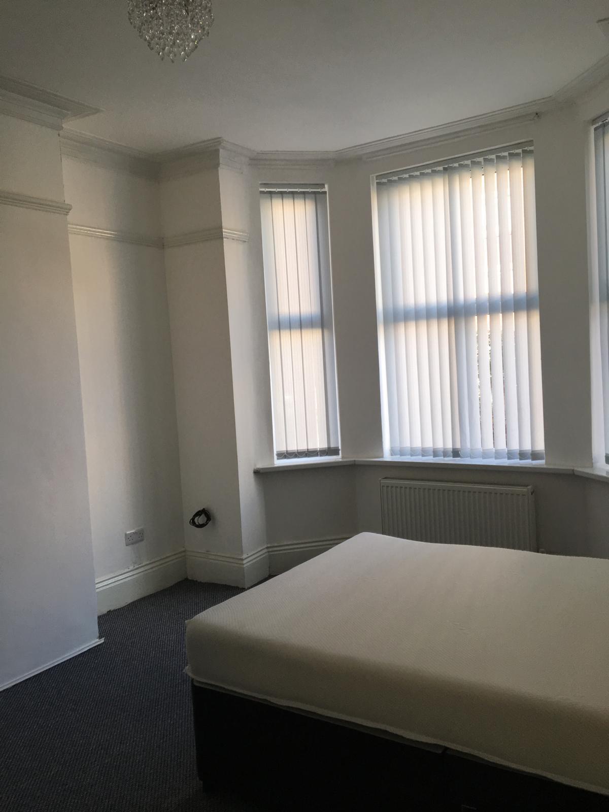 Room Moss Lane East in Manchester