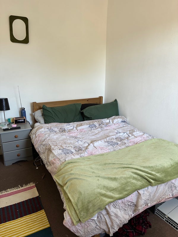 Room Sedgwick Road in Greater London