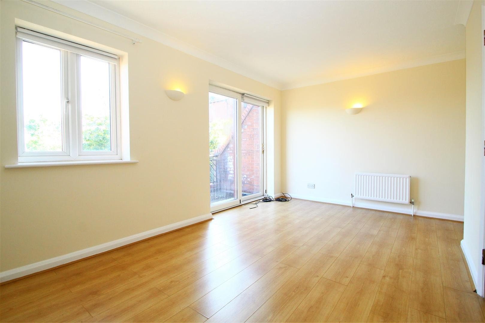 House Ripley Close in High Wycombe