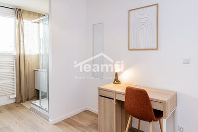 Room Rue Hector Berlioz in Fleury-les-Aubrais