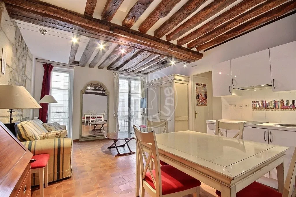 Appartement Rue de Beaune à Paris