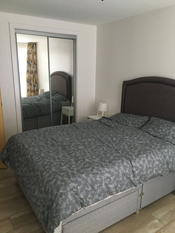 Room Summertown Road in Glasgow