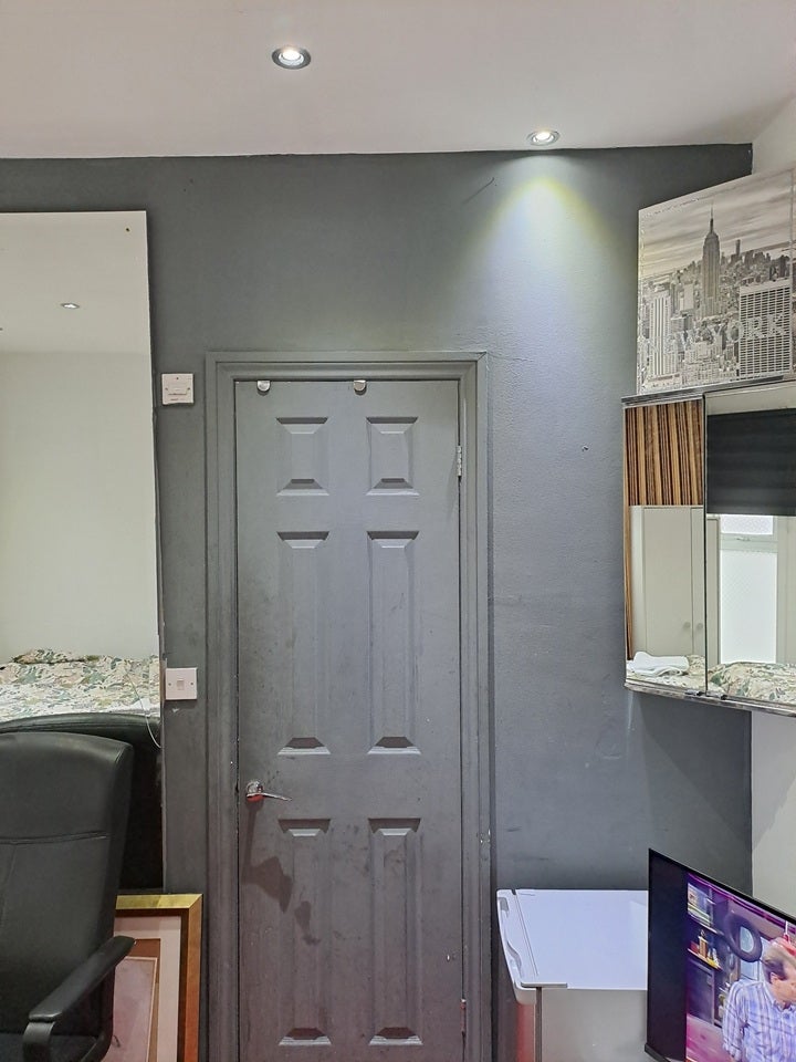 Room Frant Road in Greater London