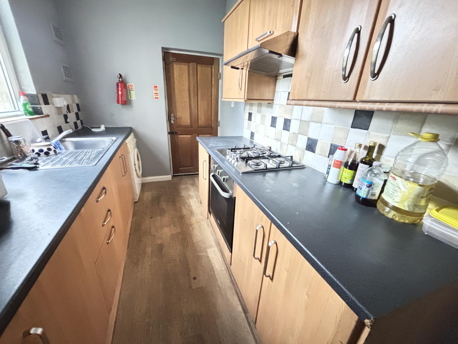 Flat Regent Terrace in Leeds