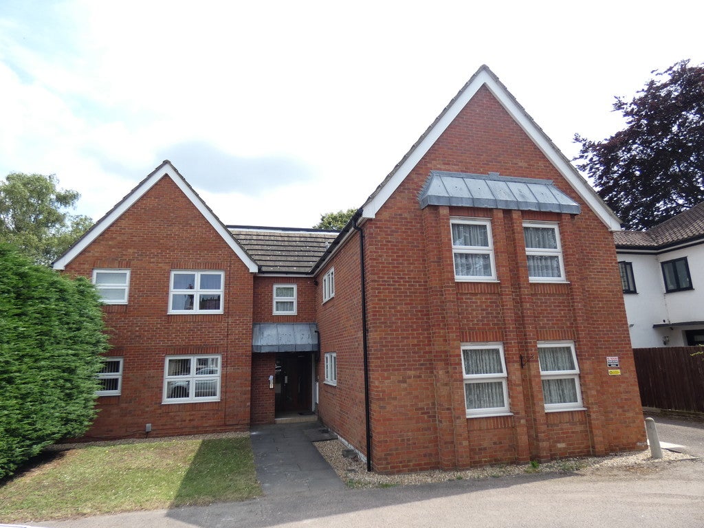 Flat Spring Road in Kempston