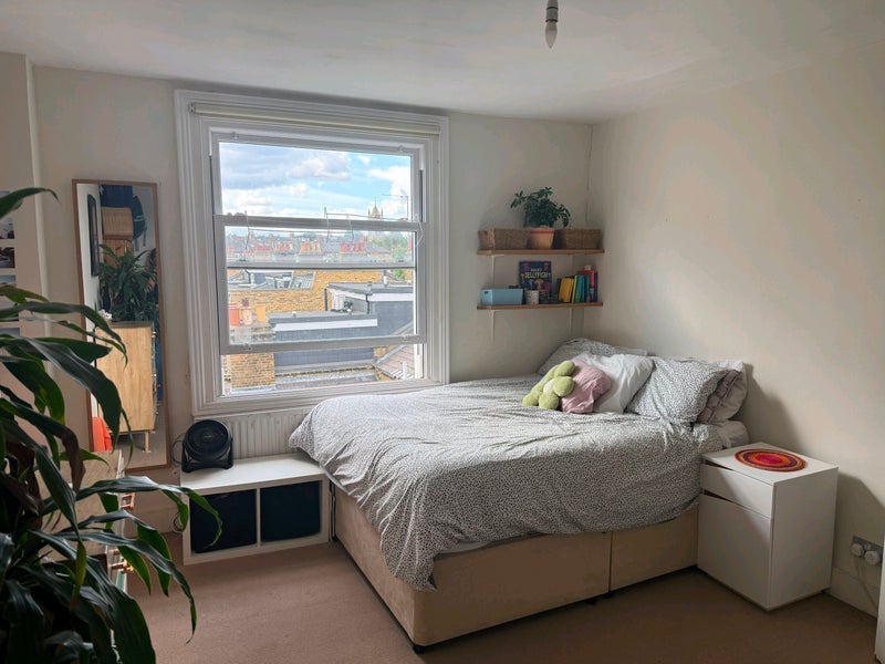 Room Hayter Road in Greater London
