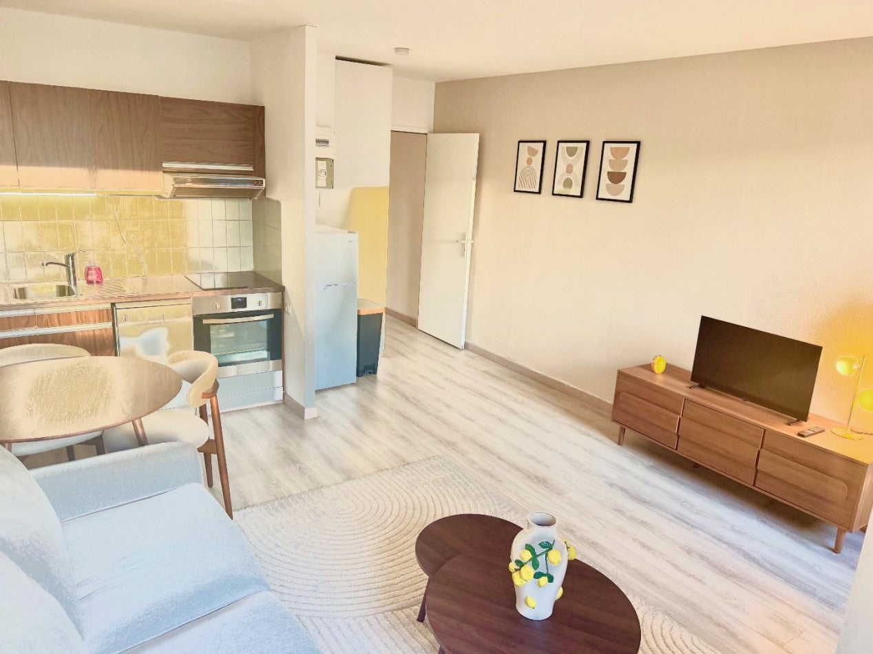 Appartement Allée Basse du Village Anglais à Suresnes