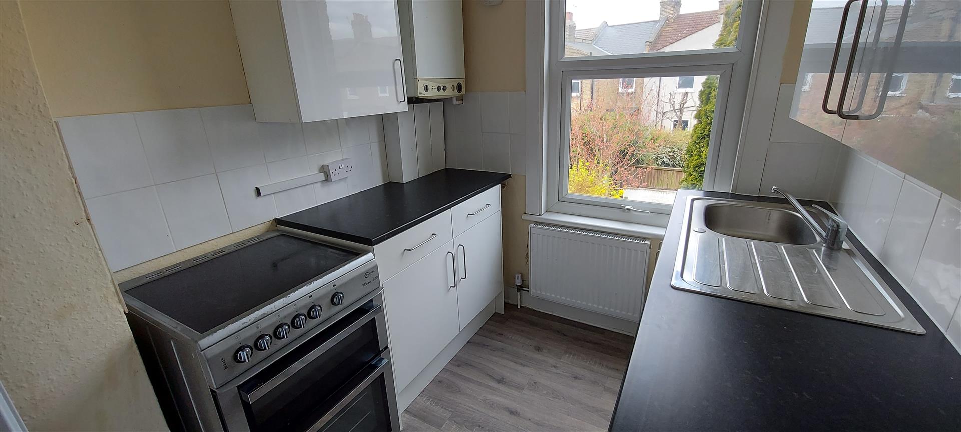 Flat Morley Road in Greater London
