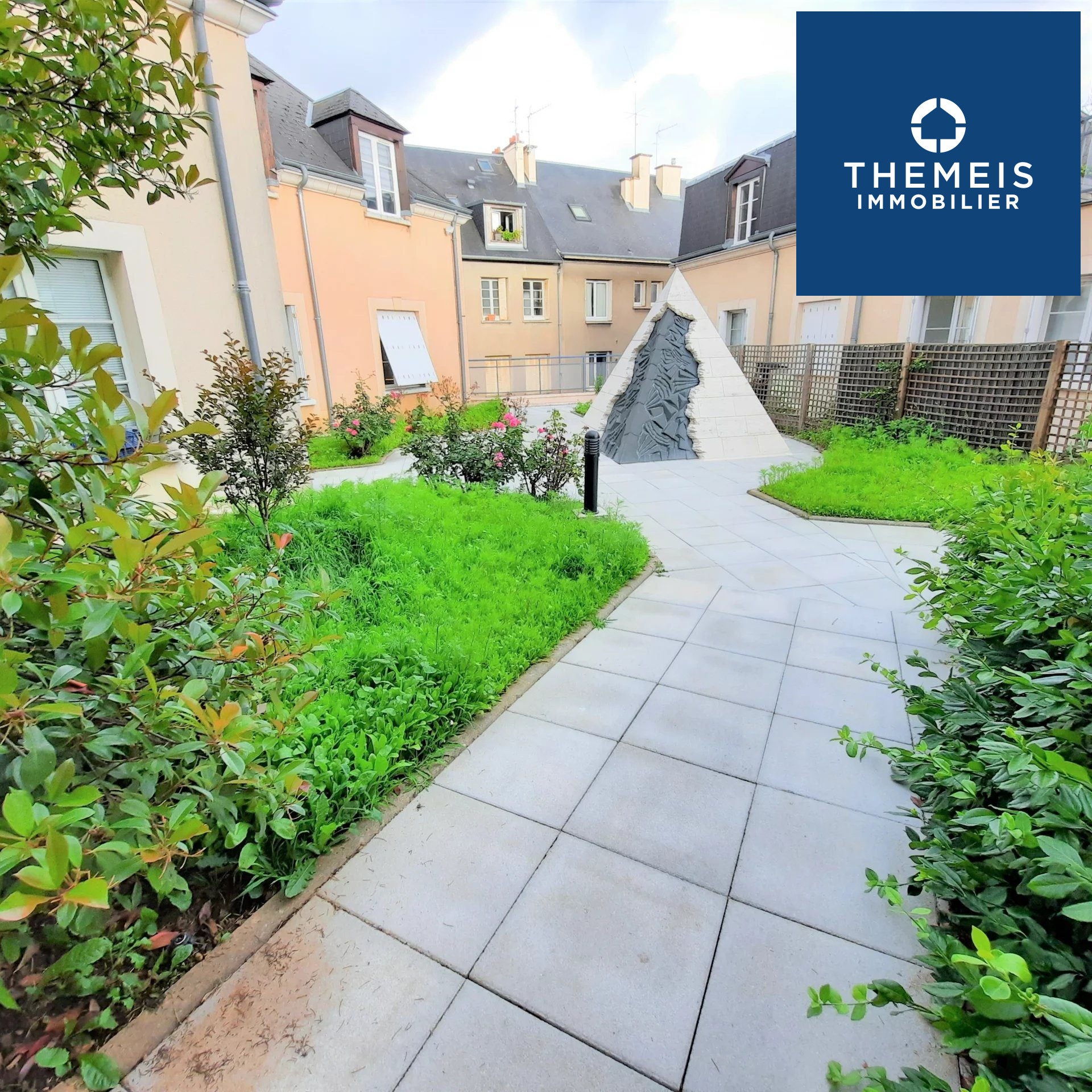Flat Rue de la Volaille in Chartres