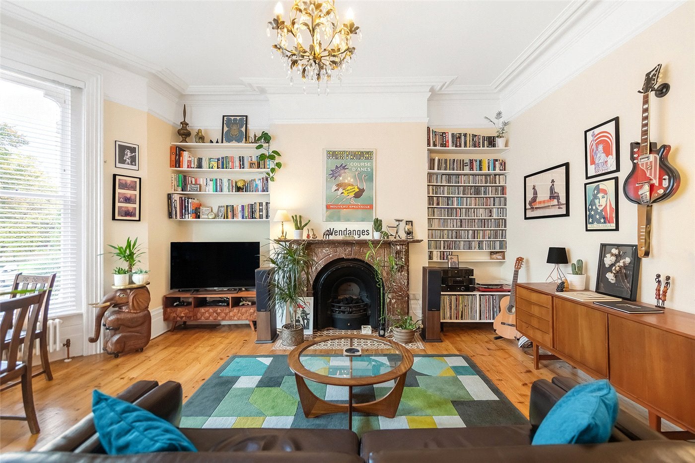 Flat Josephine Avenue in Greater London