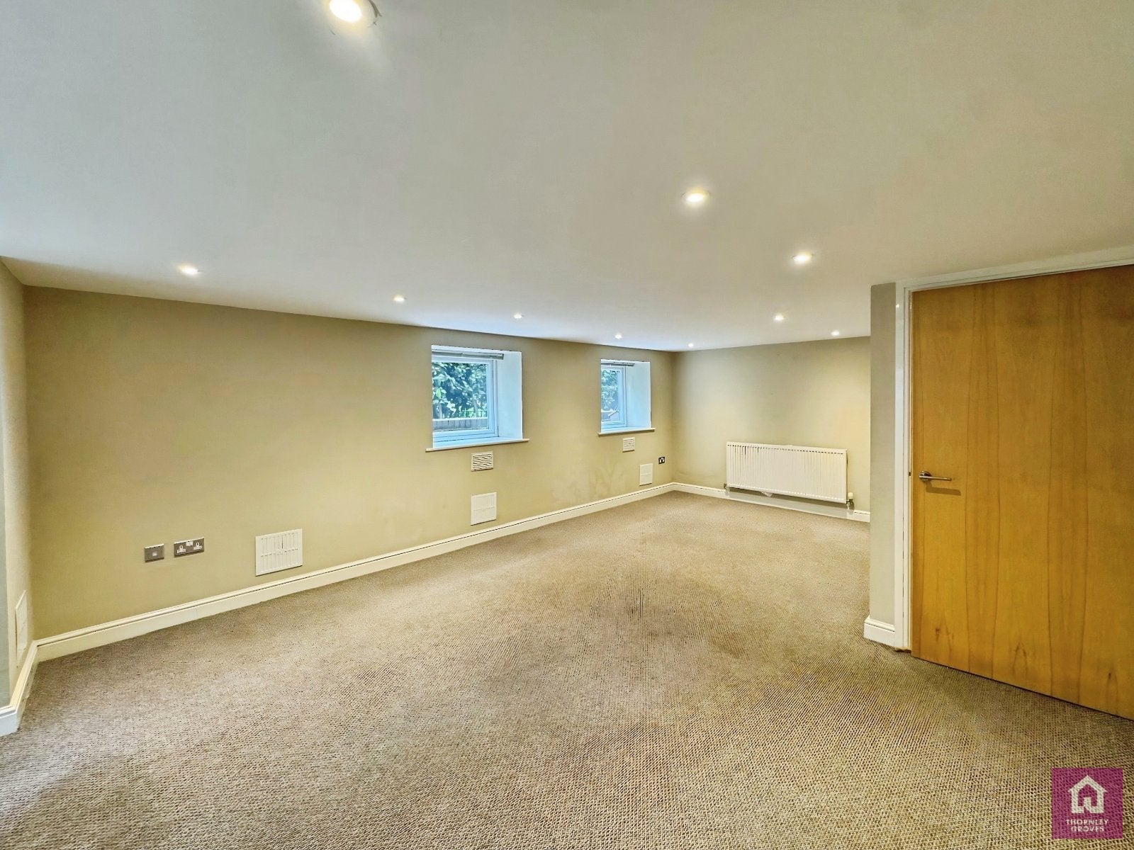 Flat Clarendon Road in Trafford