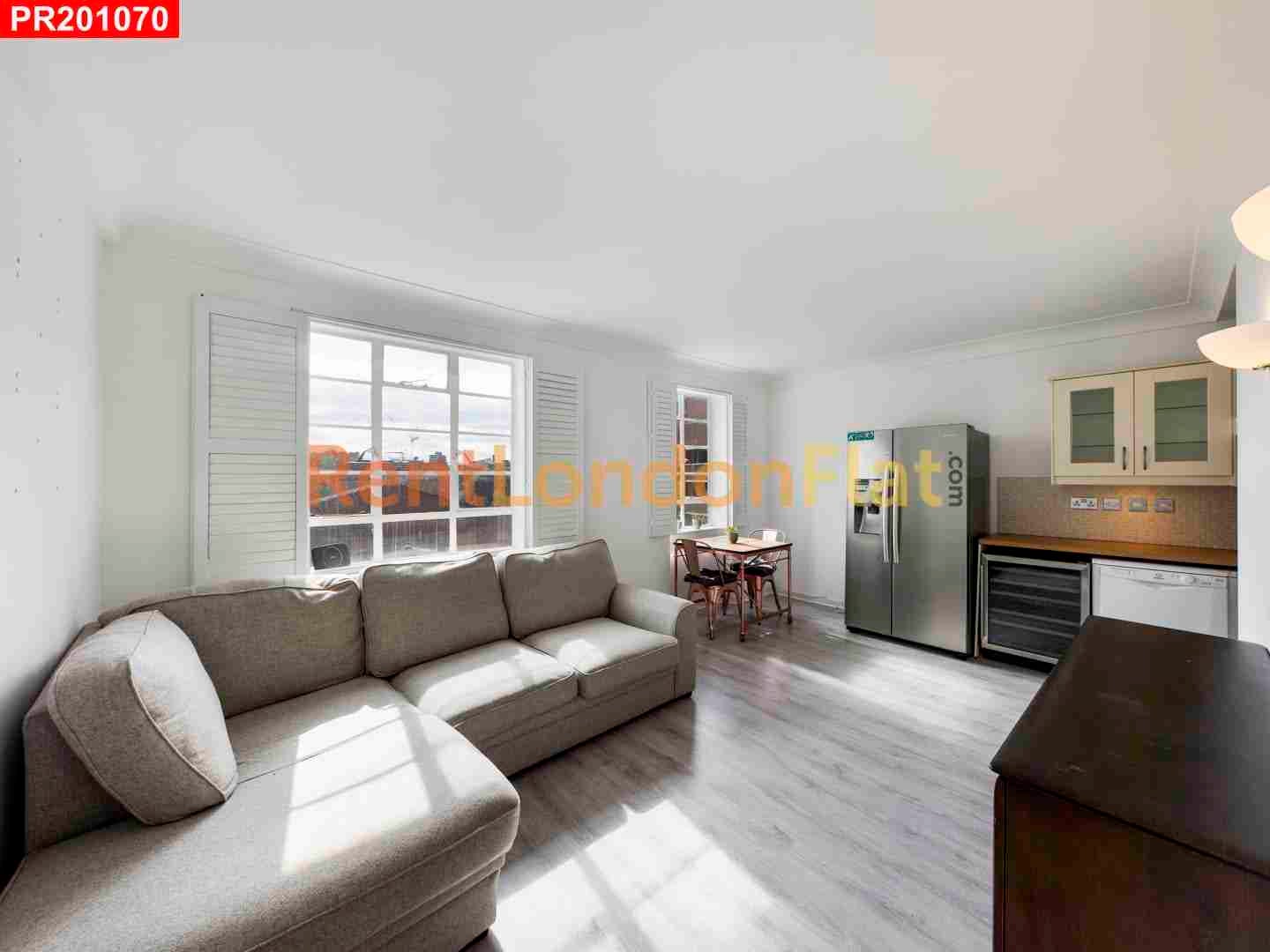 Flat Queensway in City of Westminster