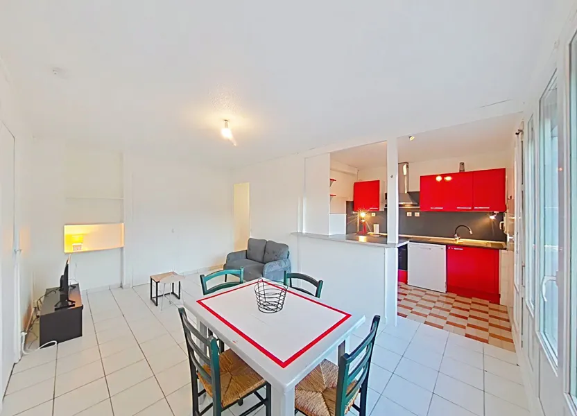 Flat Rue Benjamin Franklin in Valence