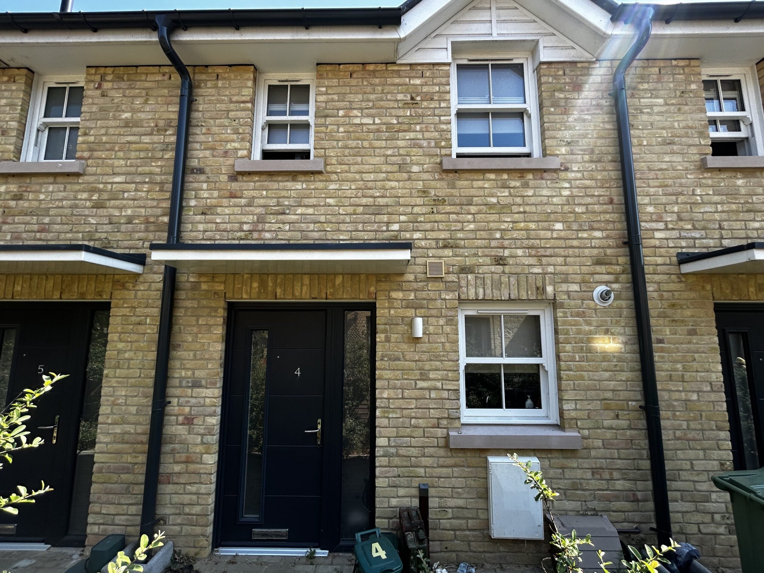 House Leed Street in Sandown
