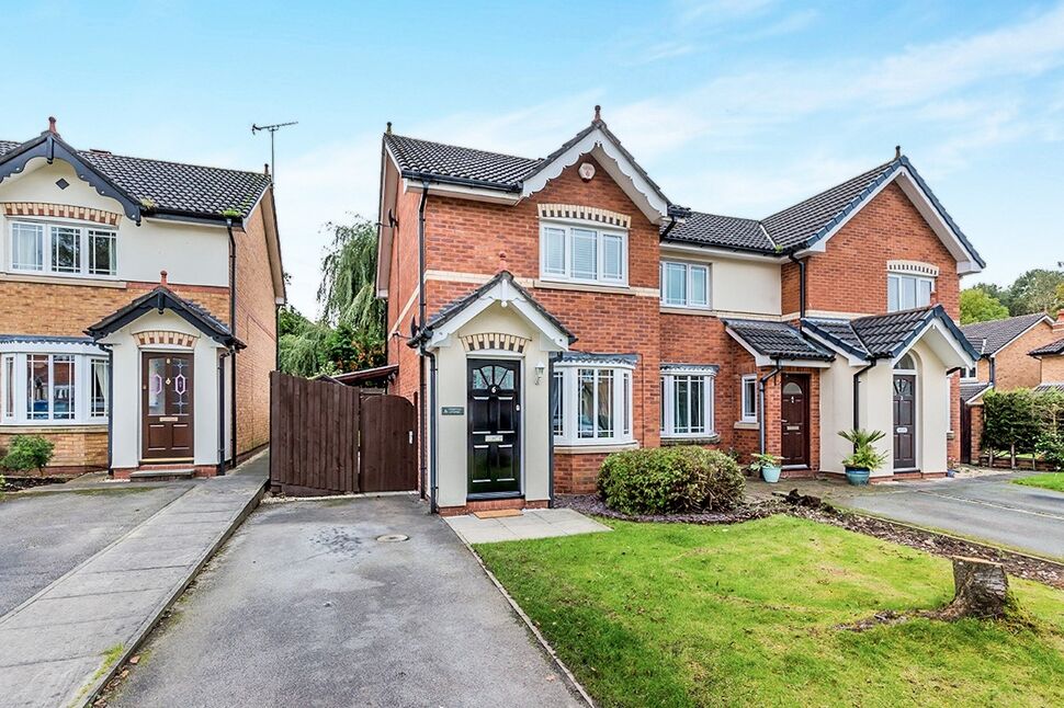House Westminster Close in Middlewich