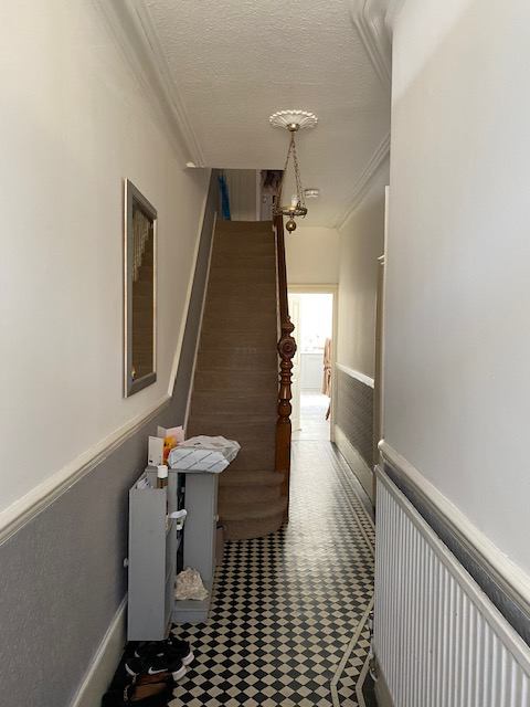 Room Leighton Road in Greater London