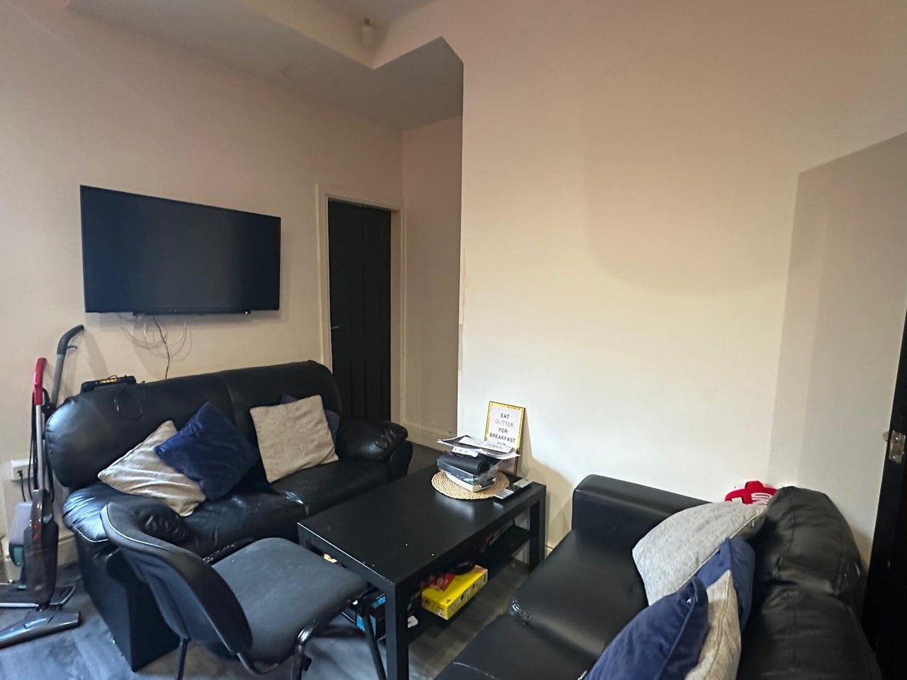 Room Osborne Street in Salford