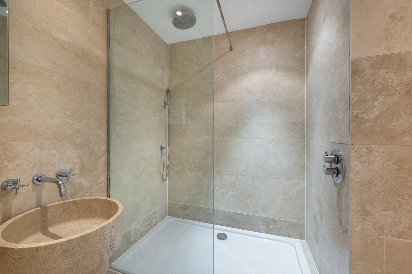 Flat Hyde Park Square in City of Westminster