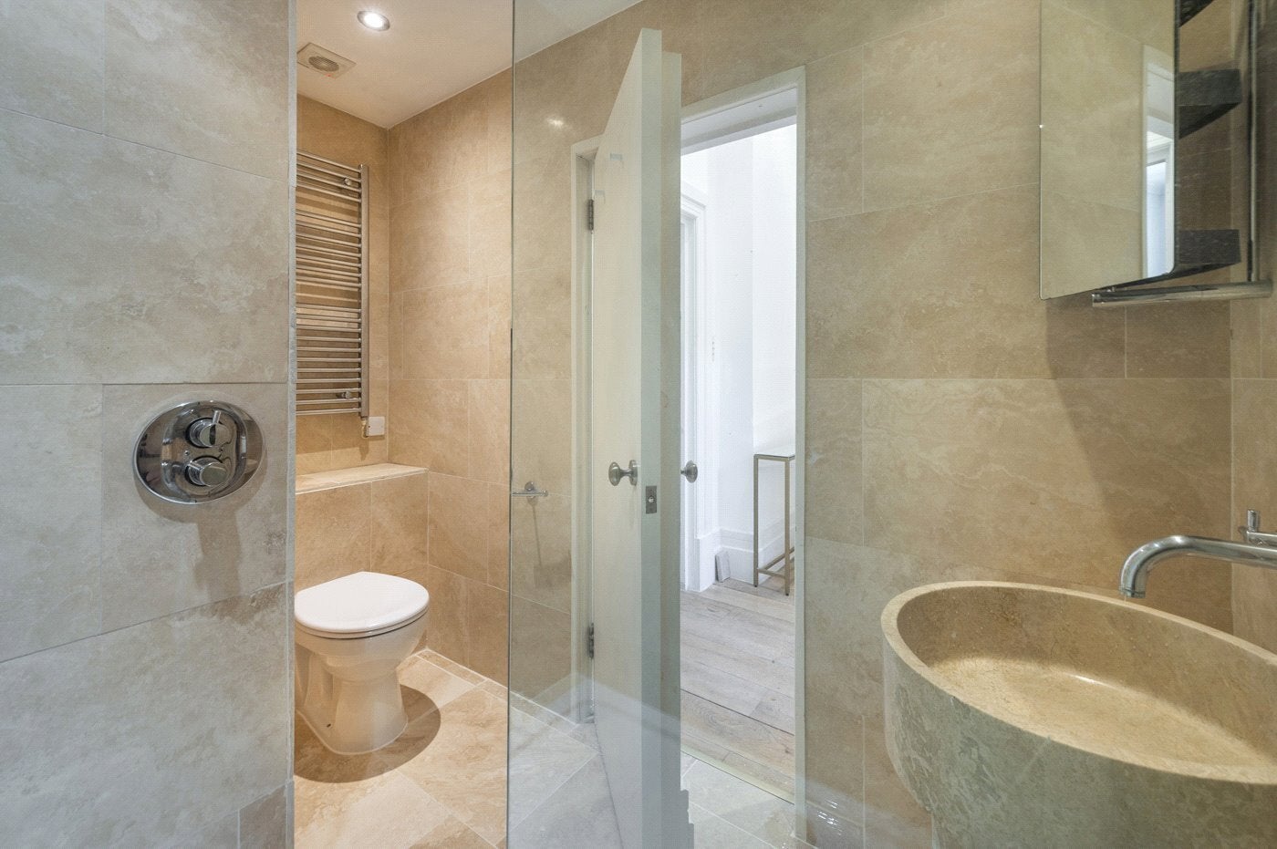 Flat Hyde Park Square in City of Westminster