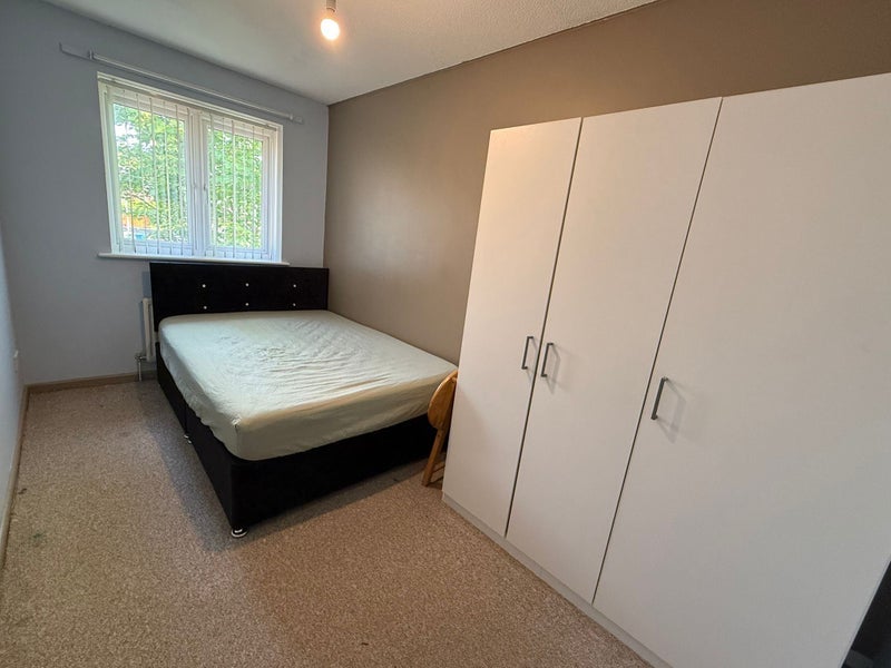 Room Lawson Street in Manchester