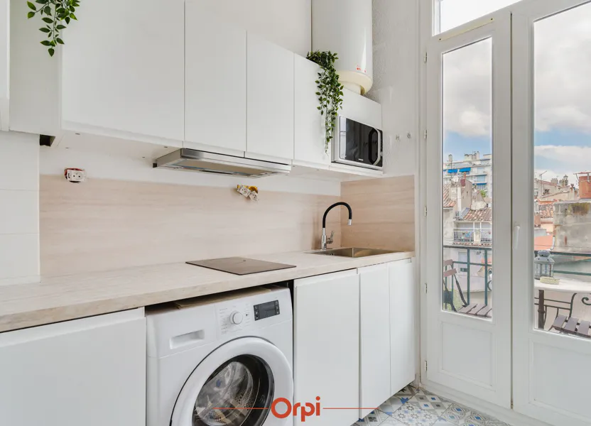 Flat Rue Benoît Malon in Marseille