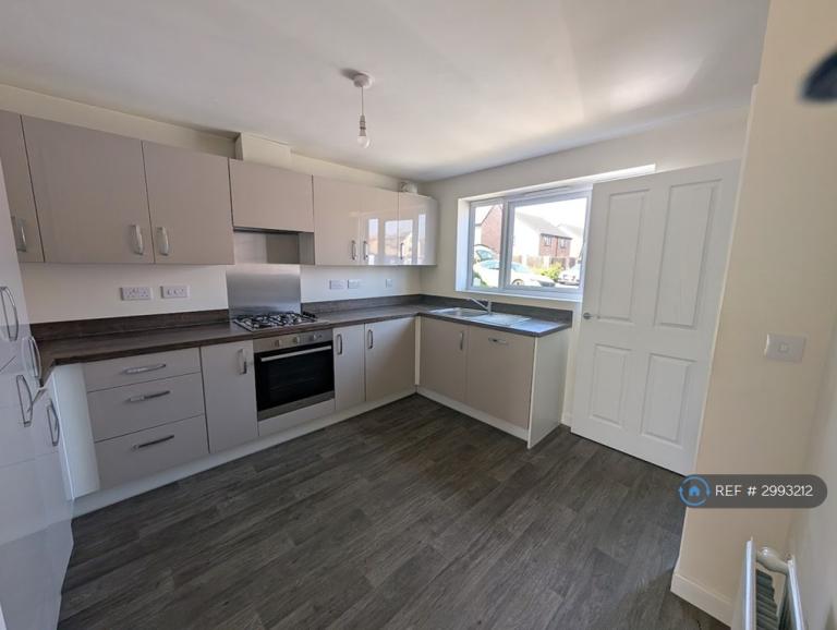 House Platform Way in Thurnscoe