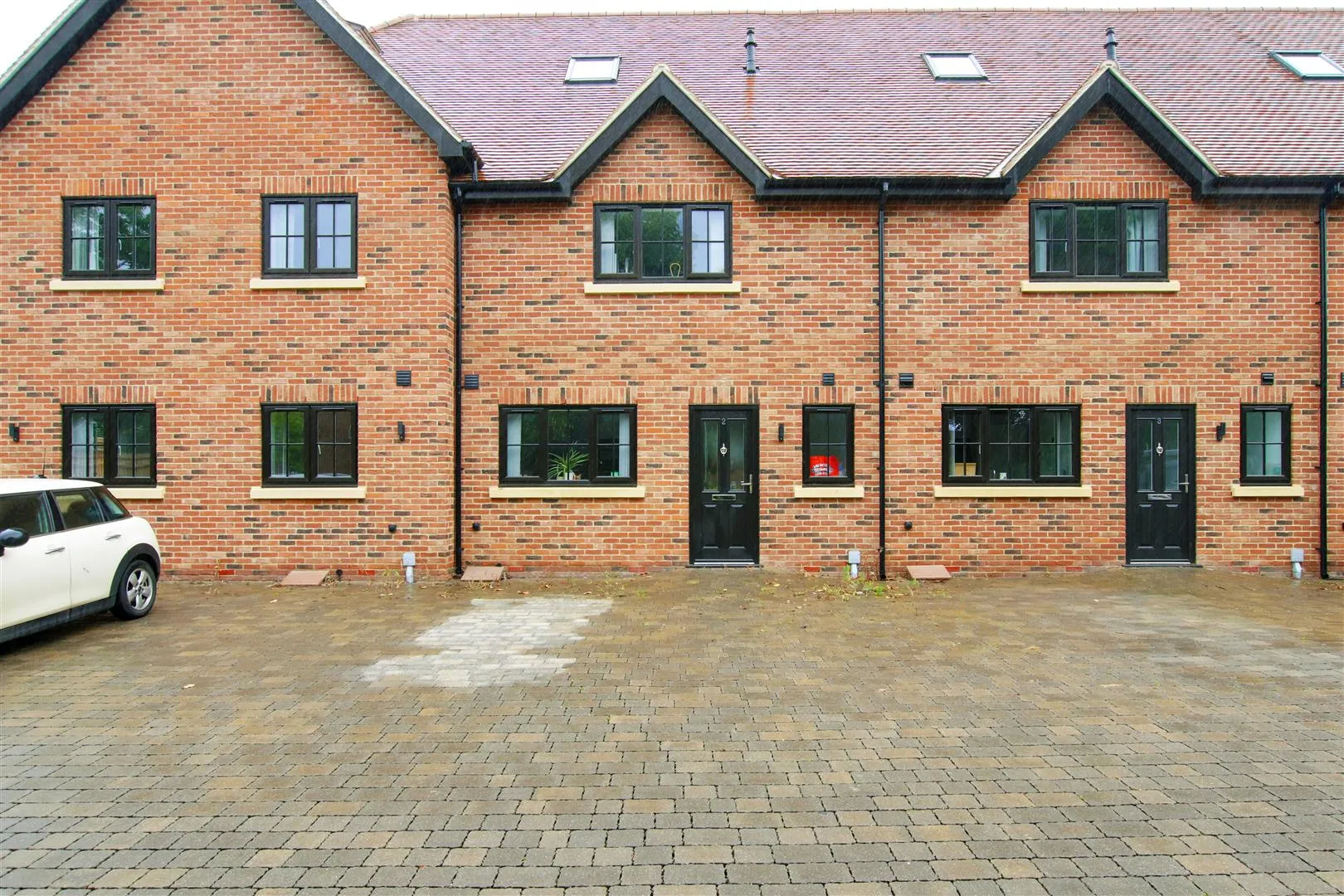 House Mandeville Drive in St Albans