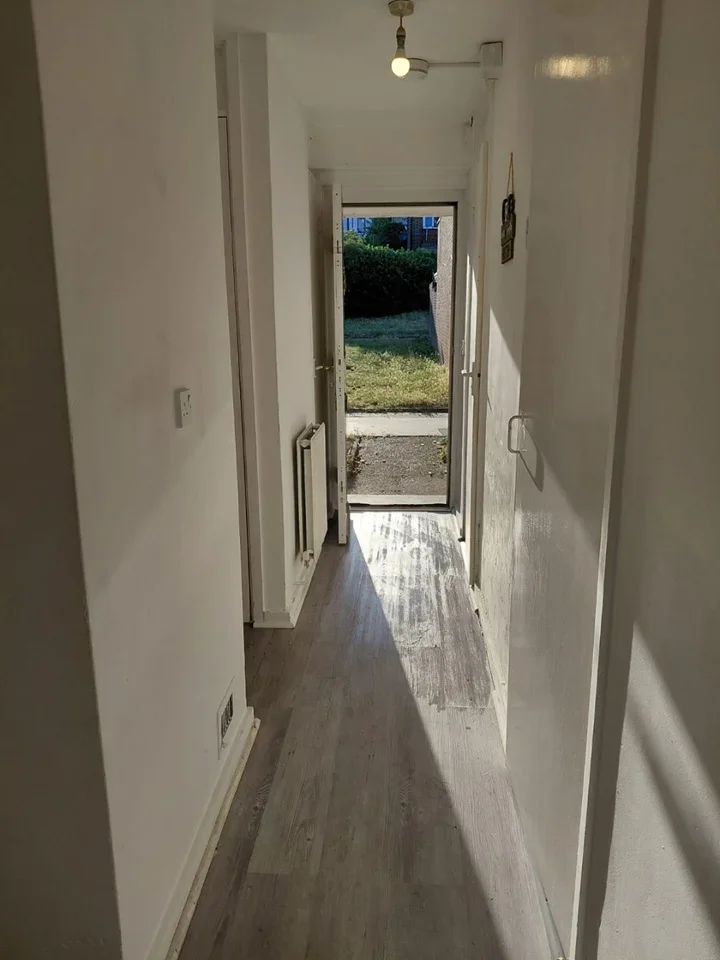 Room Oakfield Road in Greater London
