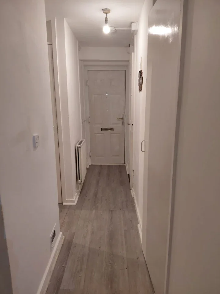 Room Oakfield Road in Greater London