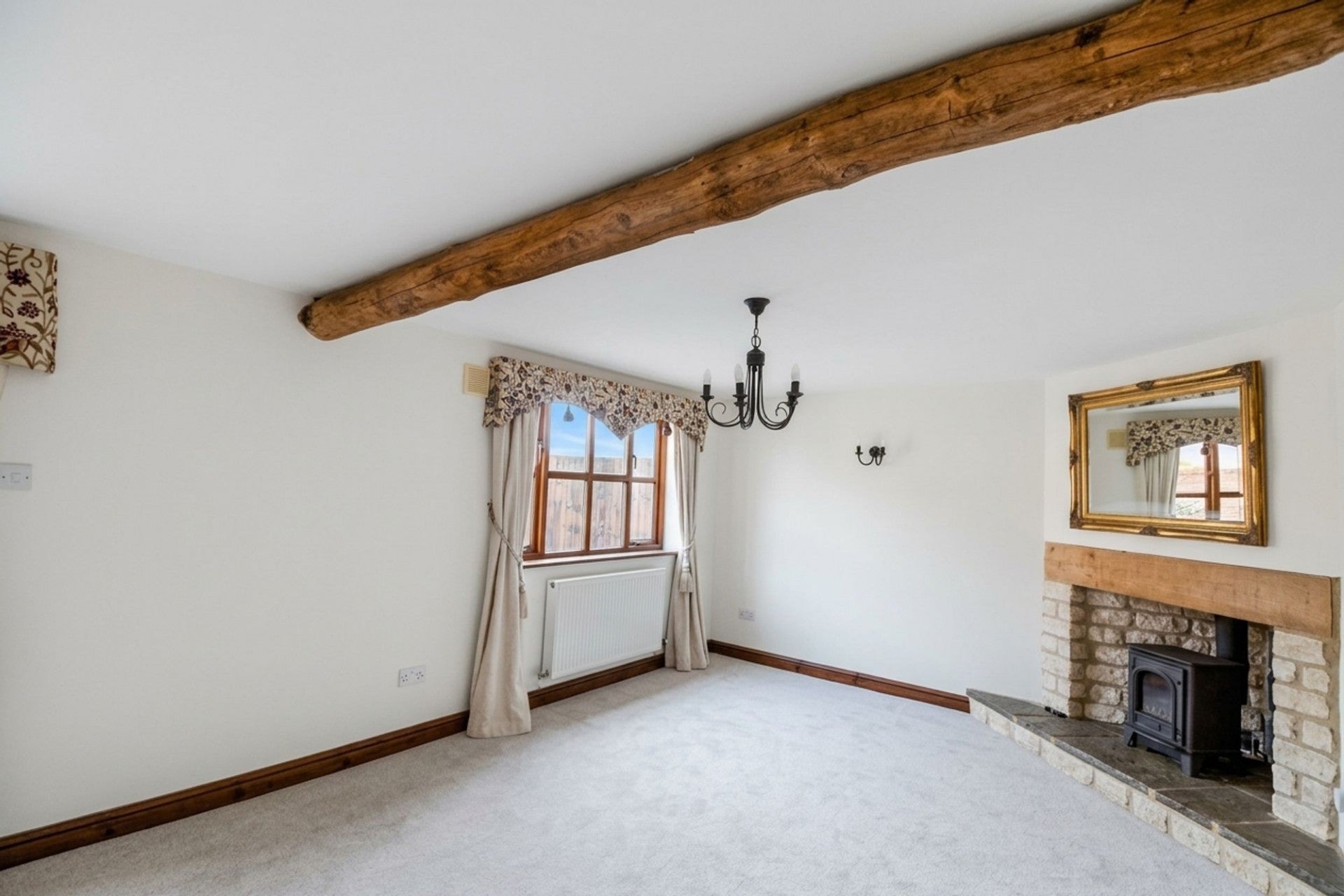 House Upper End Court in Wychavon