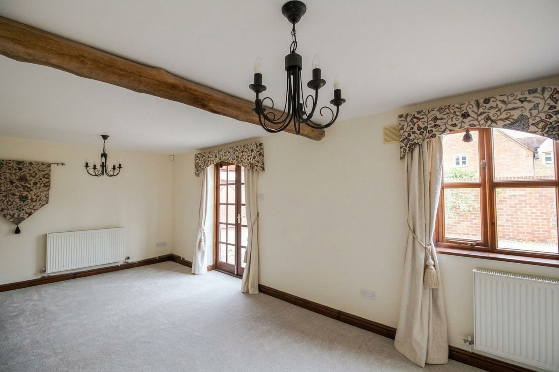 House Upper End Court in Wychavon