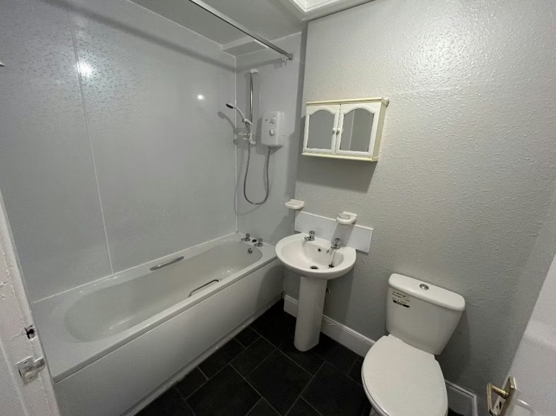 Flat Ramsay Place in City of Edinburgh