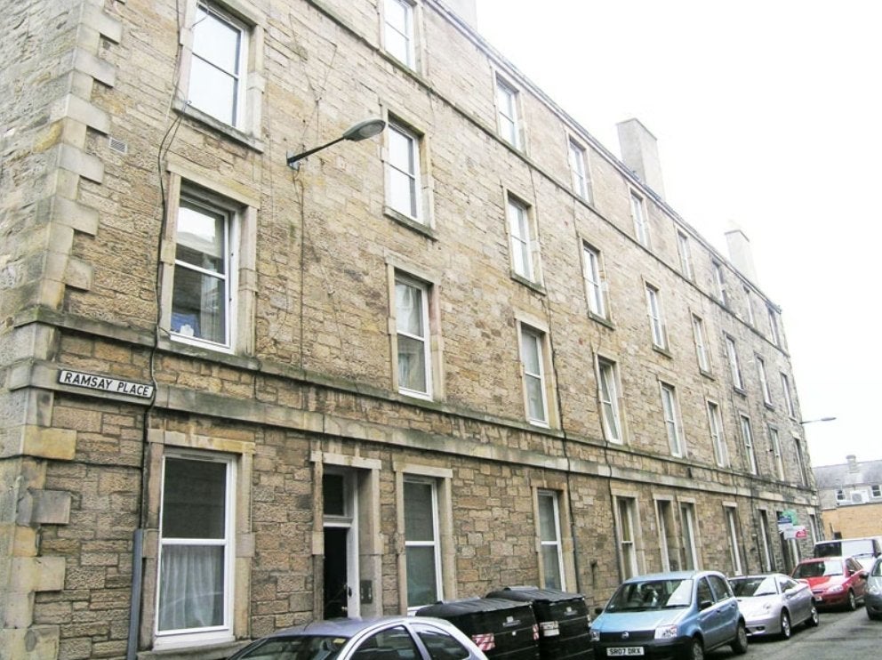 Flat Ramsay Place in City of Edinburgh