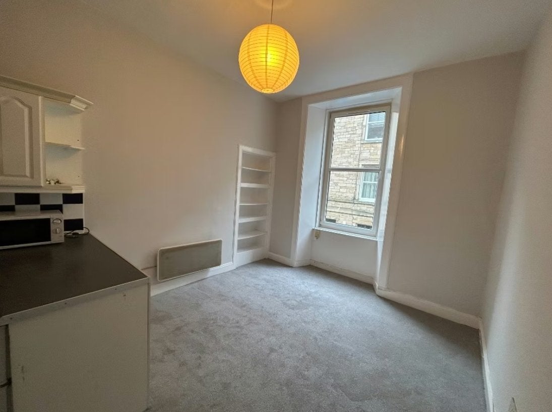 Flat Ramsay Place in City of Edinburgh