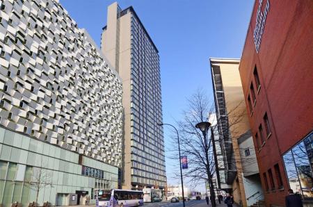 Flat St Paul's Square in Sheffield