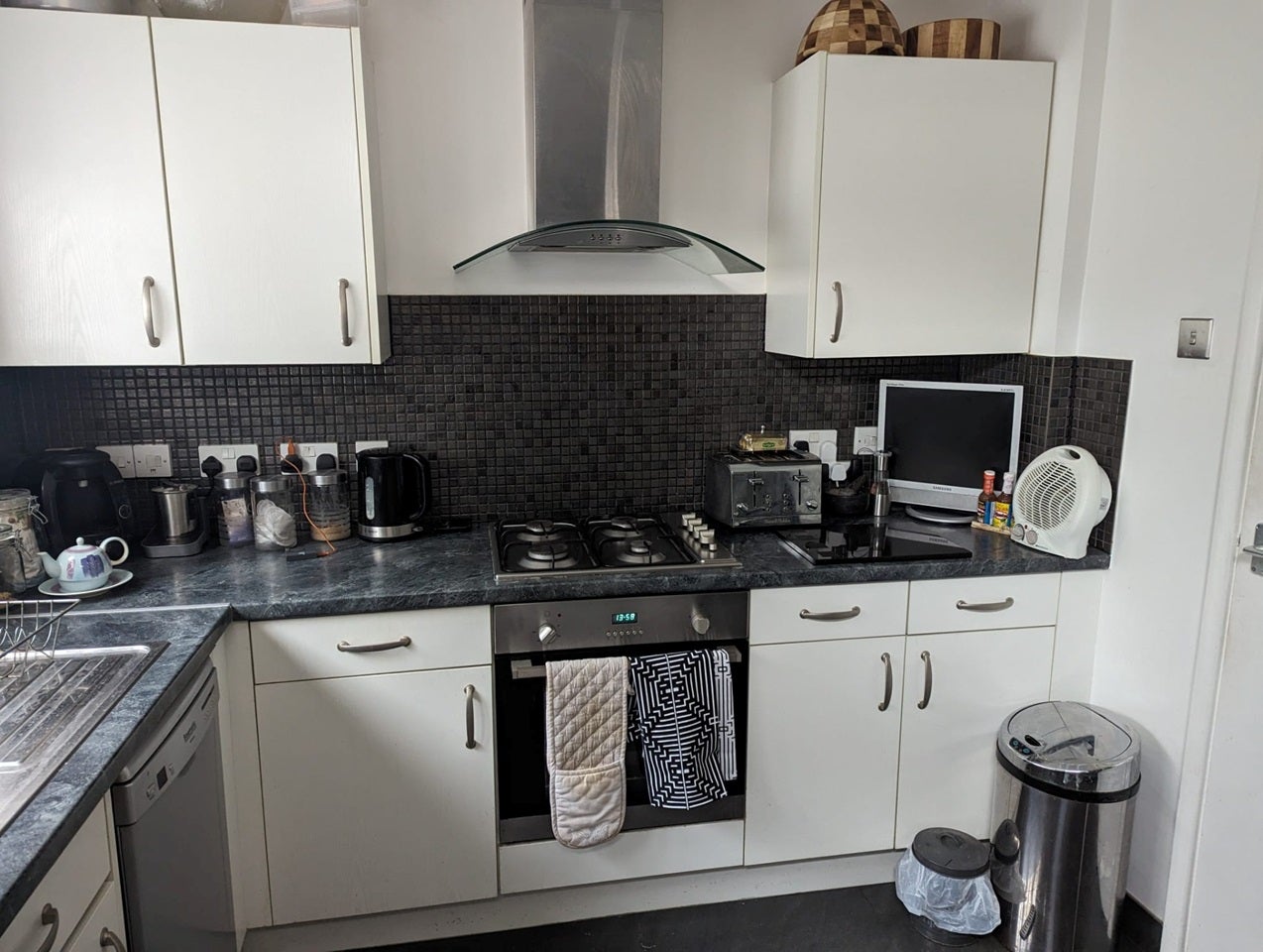 Room Rochester Drive in Greater London