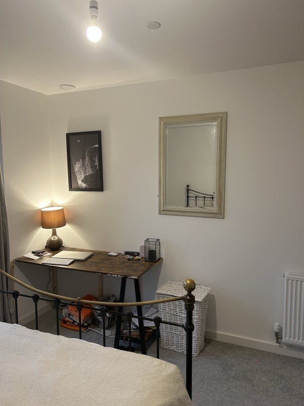 Room Ron Leighton Way in Greater London