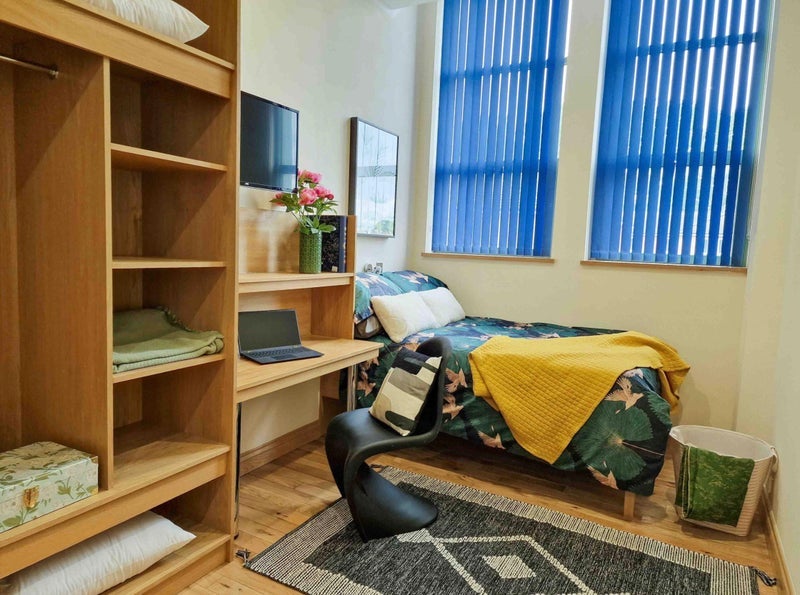 Room Newdigate Street in Nottingham