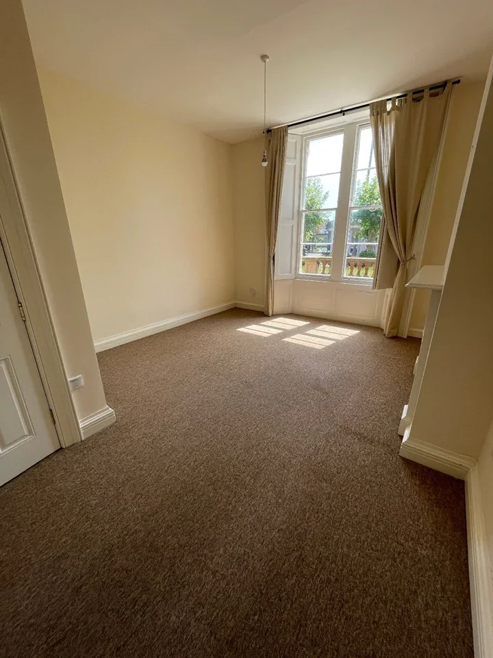 Flat Cumberland Place in Bristol
