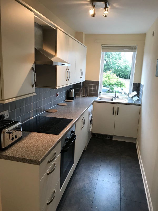 Flat Grantully Place in City of Edinburgh