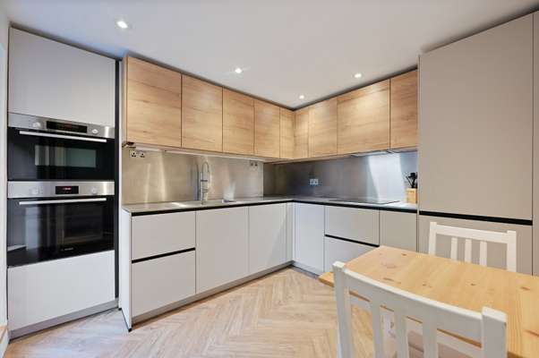 Flat Hammersmith Grove in Greater London