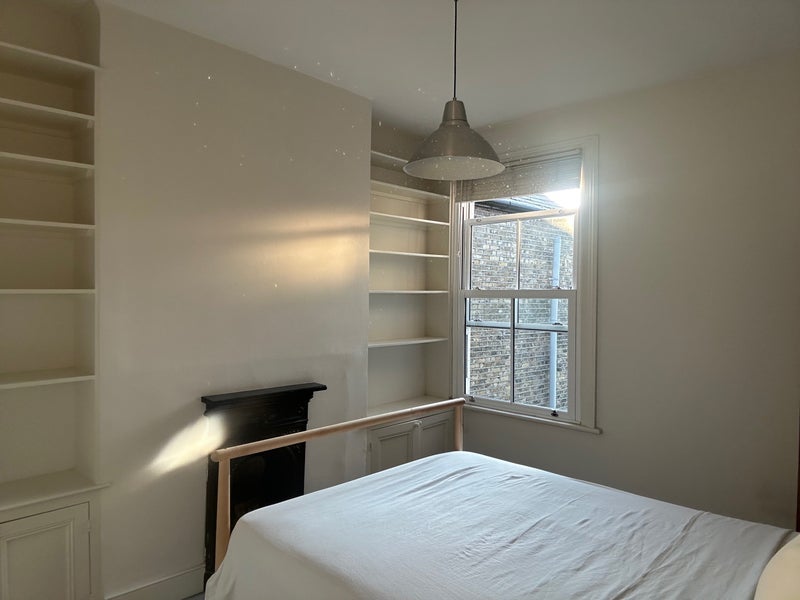 Room Strathleven Road in Greater London