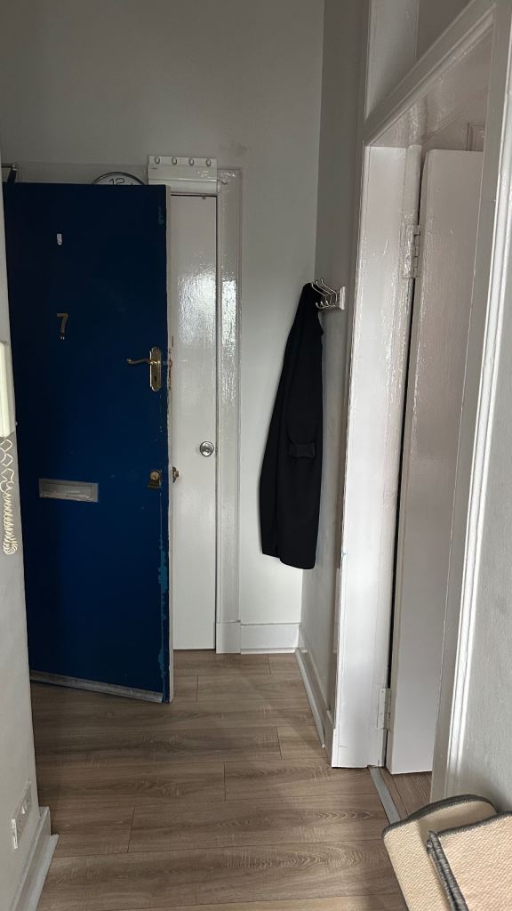 Flat Peffer Place in City of Edinburgh