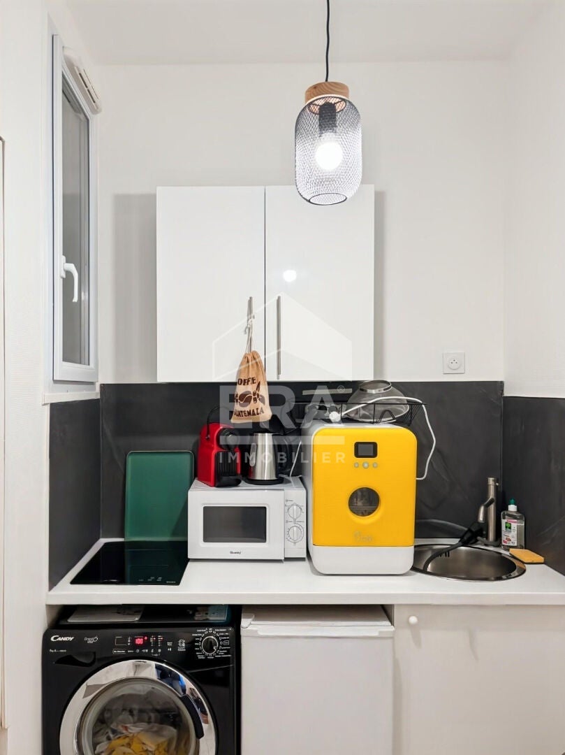 Flat Rue Lalo in Paris