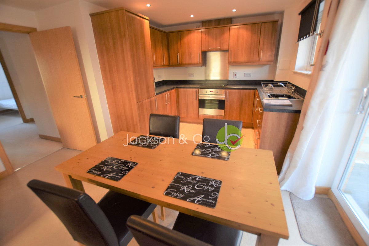 Flat Caelum Drive in Colchester