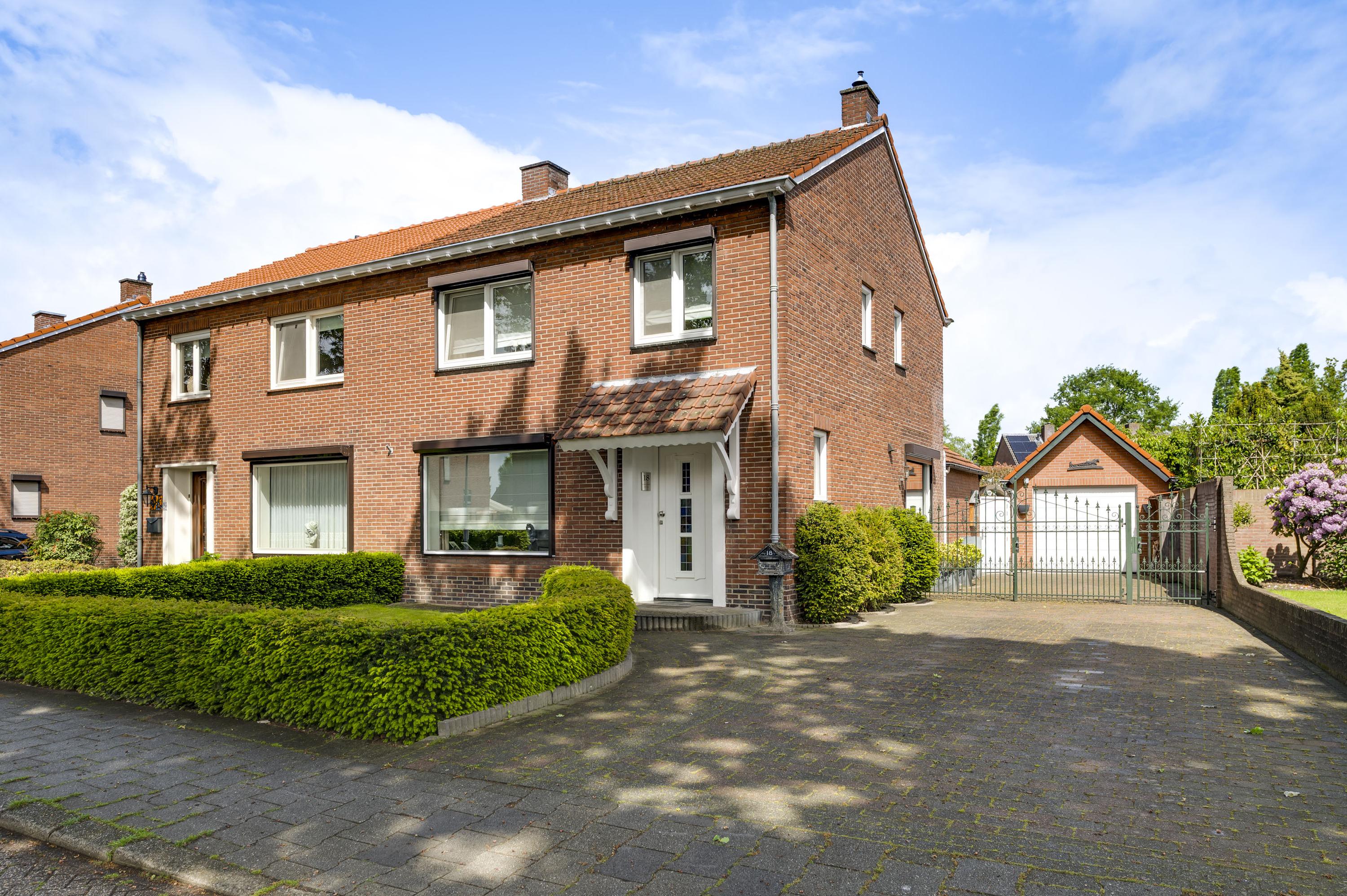Huis Tobbersdijk 18 in Weert