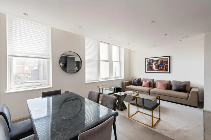 Flat Pentonville Road in Greater London